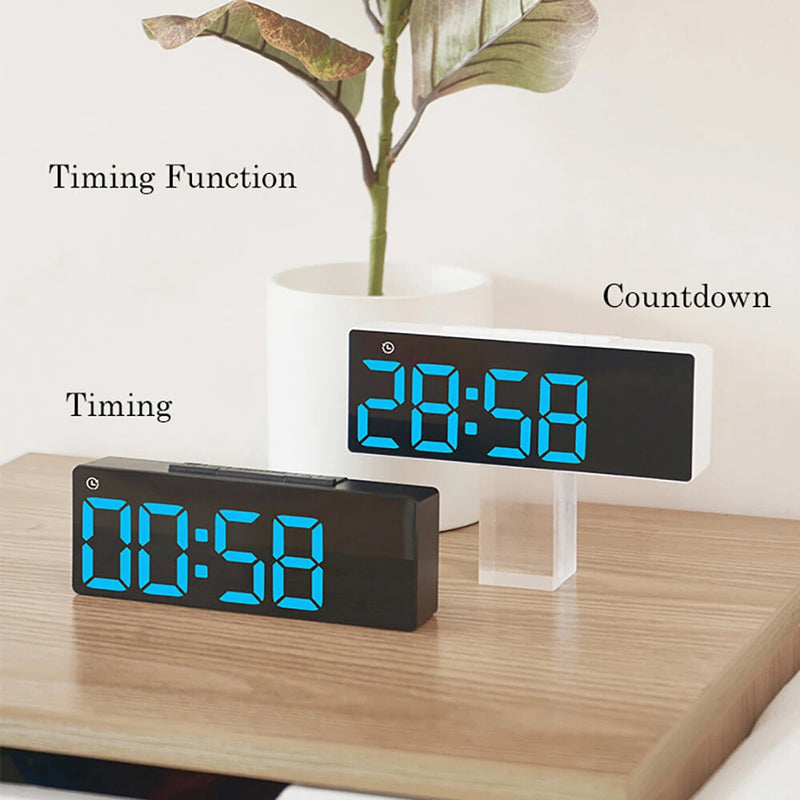 Multifunctional Clock Electronic Clock Simple LED Digital Clock USB Output Bedside Alarm Clock with 3 Level Adjustable Brightness