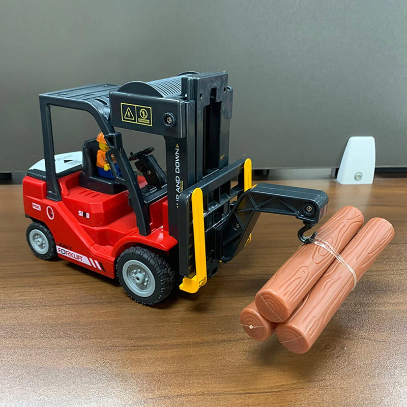 1/24 2.4G 11CH Alloy RC Heavy Forklift Crane Car Lifting Music Spray Scene Simulation Children Toy For Boys