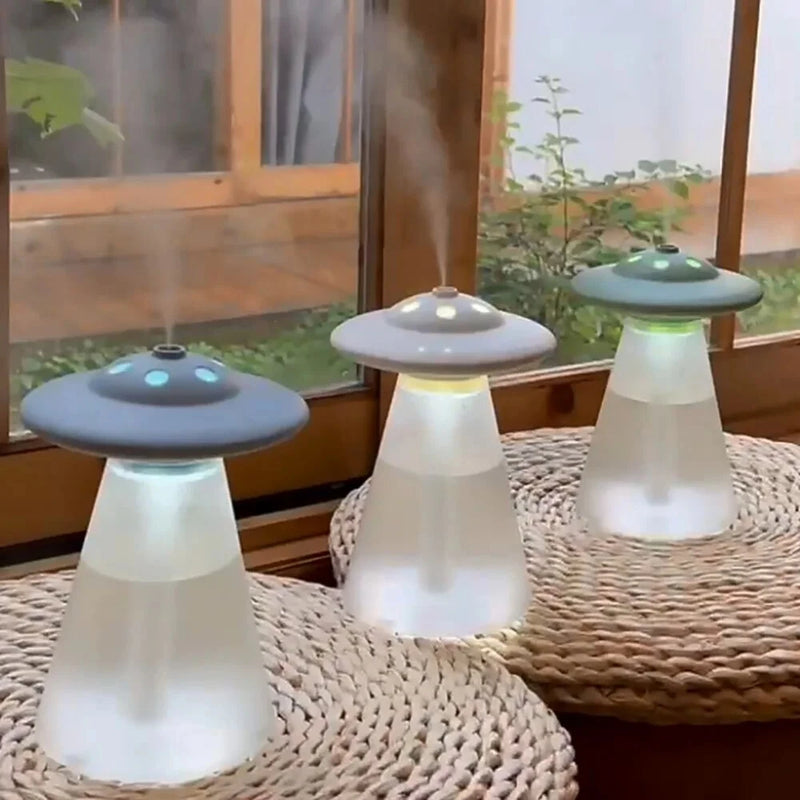 800ML Smart USB Charging UFO Humidifier Cordless Portable Air Humidifier Essential Oil Diffuser Rechargeable Perfume Aroma Mist Spayer for Car Home Plants