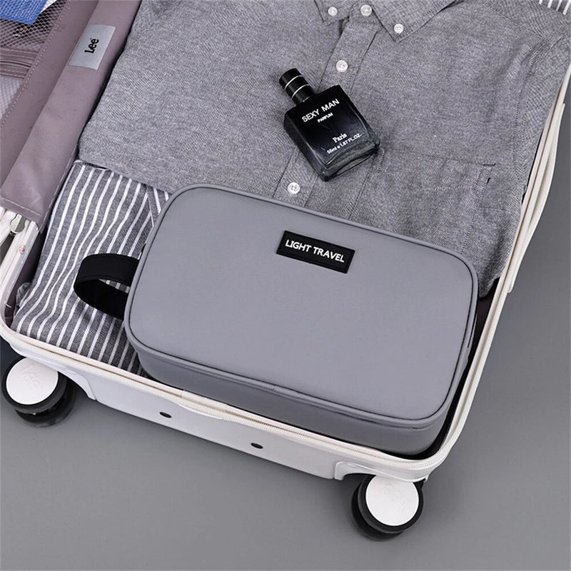 IPRee Men's Makeup Bag 3 Layer Elite Series Large Capacity Men's Toiletry Bag Travel Essentials Portable Premium Cosmetics Organizer Bag