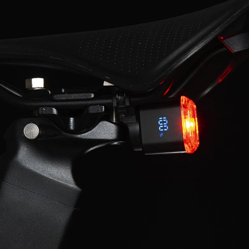BENGGUO Smart LED Digital Display Bike Taillight Brake Sensing IPX6 Waterproof 500mAh Long Battery Life USB Charging Warning Safety Warning Back Light for Night Cycling
