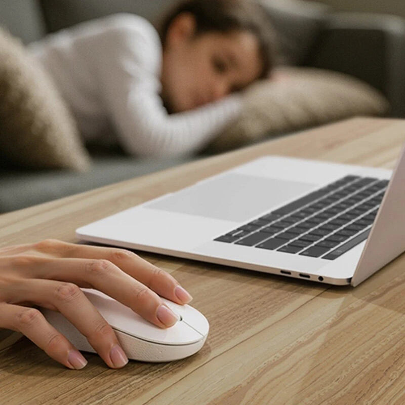 MIIIW MM302 Wireless Mouse Dual Mode 2.4G & bluetooth 5.0 Silent Click Ergonomic Portable Computer Mouse for Mac Laptop PC Long Battery Life Office Home Use