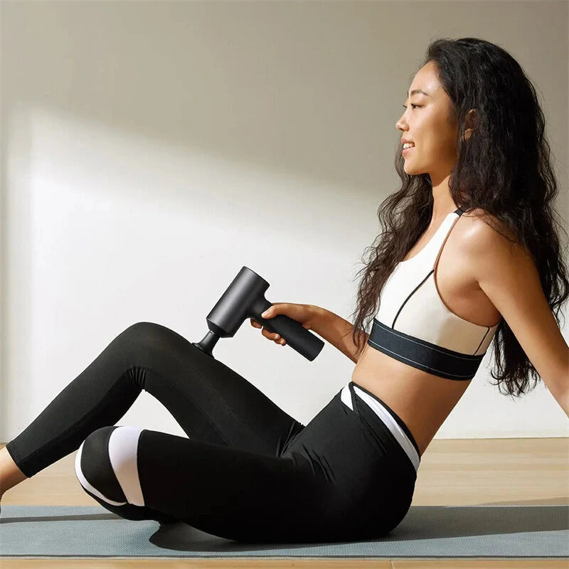 Xiaomi Mija Smart Fascia Gun 2 Dual Mode 3 Gears Heat Power 3200rpm Brushless Motor 2540mAh Battery 45dB Quiet Portable Muscle Vibration Fitness Massager for Gym Training Relaxation
