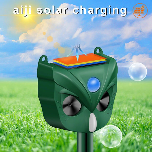 AGSIVO Solar Animal Repeller Ultrasonic Animal Repellent with PIR Motion Sensor and LED Flash Light For Cat / Mole / Dog / Squirrel / Deer / Fox