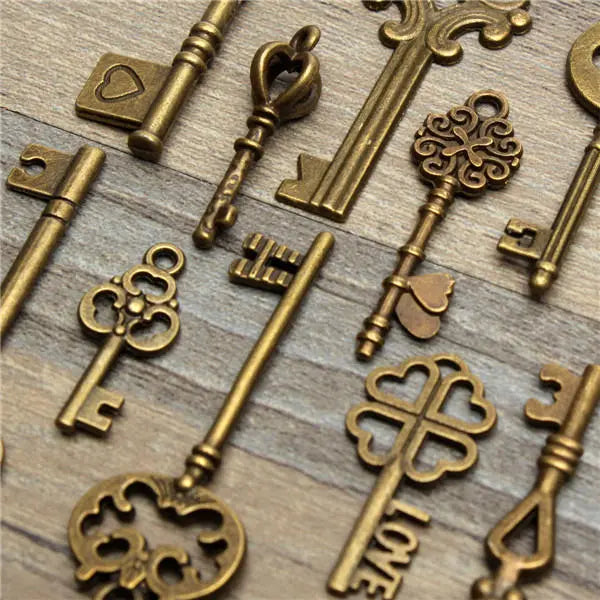 11Pcs Antique Vintage Old Look Skeleton Key Set Pendant Heart Bow Steampunk Lock