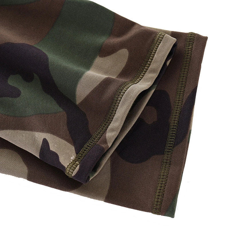 TENGOO Outdoor Sports Mens Camouflage Underwear Set Camo Training Long Sleeve Tops + Pants Suit Fitness Camping Hiking Hunting Underwear Clothes for Men