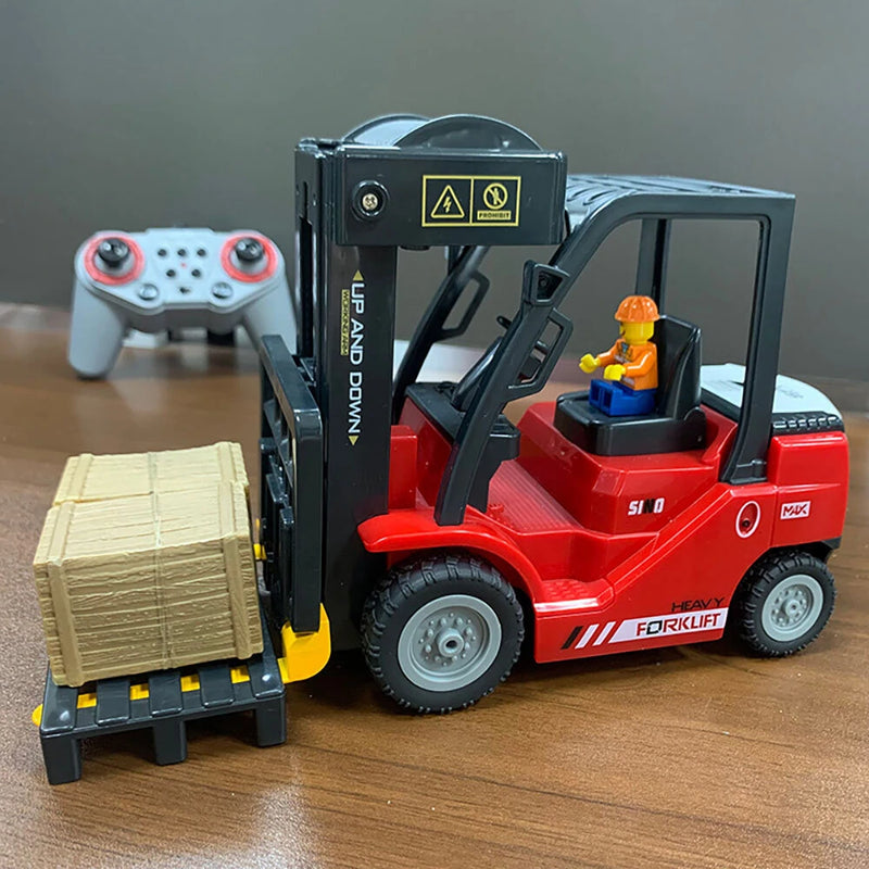 1/24 2.4G 11CH Alloy RC Heavy Forklift Crane Car Lifting Music Spray Scene Simulation Children Toy For Boys