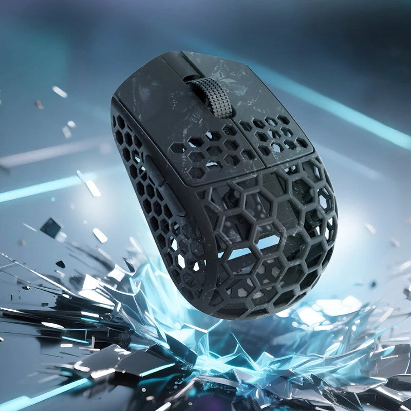 Darmoshark M5 Air Carbon Fiber Wireless Mouse 30g Lightweight PAW3950 8K Polling Rate Tri Mode 2.4G/bluetooth/Wired Gamer Mice for PC Laptop Computer