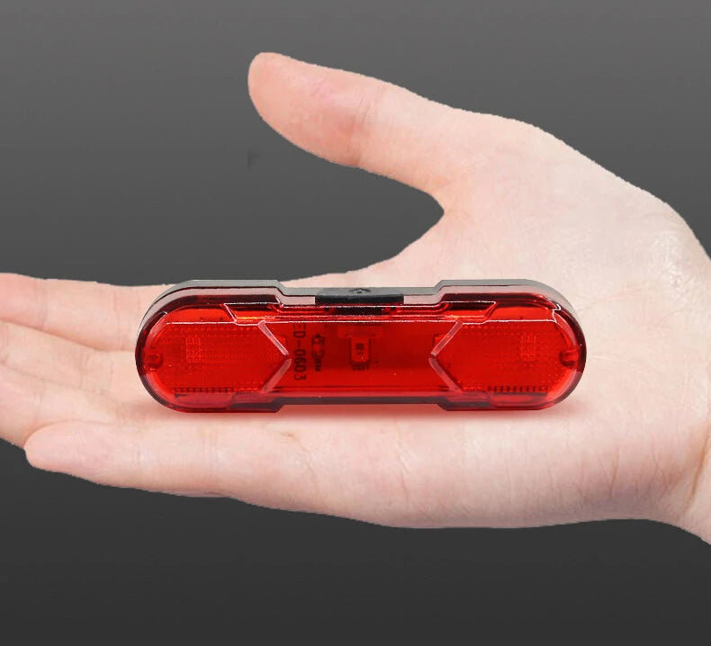 1000LM Brightness Bike Light Set 6 Light Modes 1200mAh Battery Aluminum Alloy Bicycle Front Light with Smart Taillight for Mountain Bicycle Scooter